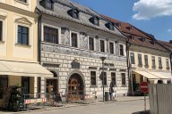 Město snižuje nájemné na náměstí