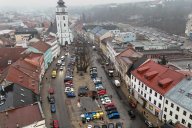 Mezi bagry se sejdou demonstranti