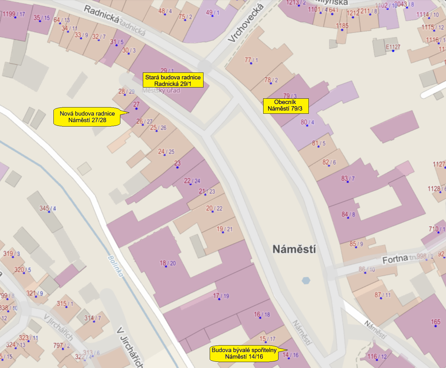 Plánek Náměstí s vyznačenými budovami Městského úřadu VM